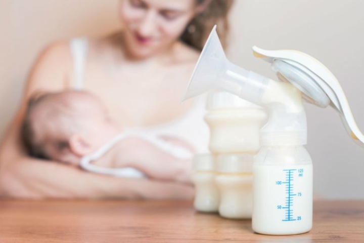 Conheça as 6 melhores bombinhas de tirar leite do mercado